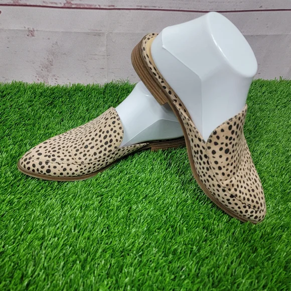 CL by Laundry Cheetah Print Mules 7.5 - Picture 4 of 7